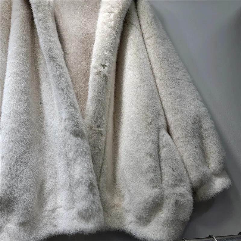 เสื้อโค้ทขนเฟอร์เทียมสำหรับผู้หญิง HKSH 2025 รุ่นใหม่ประจำฤดูหนาว มีฮู้ด สีพื้น เรียบหรู ดูดี มีระดับ อุ่นสบาย รุ่น HK14817