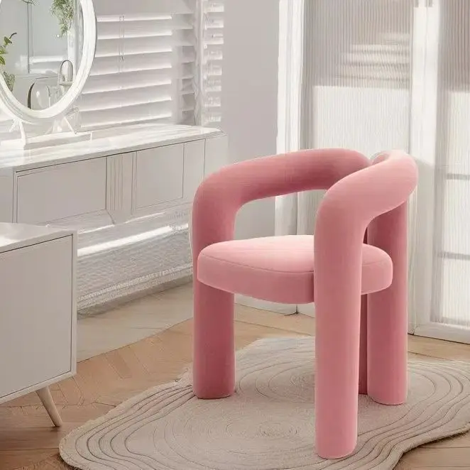 Soft Breathable Velvet Fabric Armchair for Nail Salon Heavy Duty Sturdy Frame Comfortable Armchair for Beauty Salon Living Room