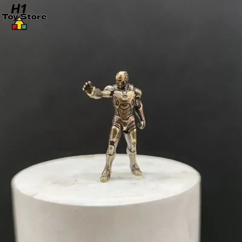 

Brass Iron Man Miniature Statue 1/64 Scale Detailed Marvel Avengers Collectible for Diorama & Desktop Display Boy Gift