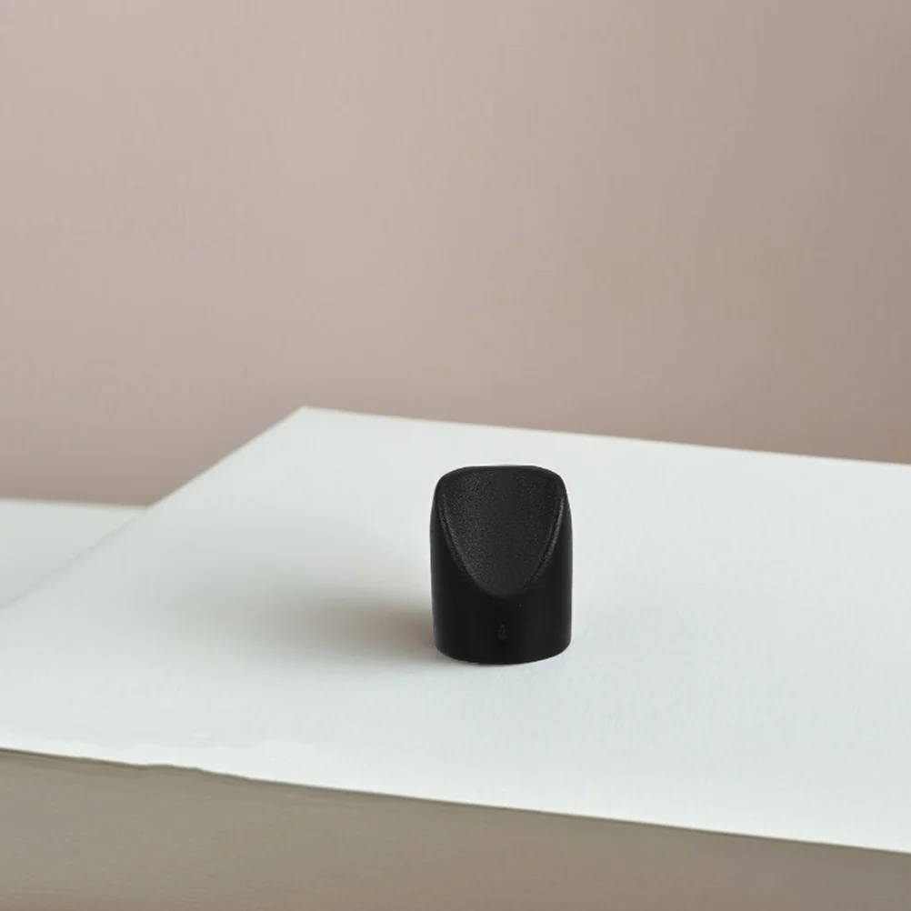 48 قطعة كرسي قابل للطي على شكل حرف V قبعات الاستقرار الثقيلة النايلون استبدال الساق المقابس السوداء لأرجل الكرسي المبطنة المعدنية