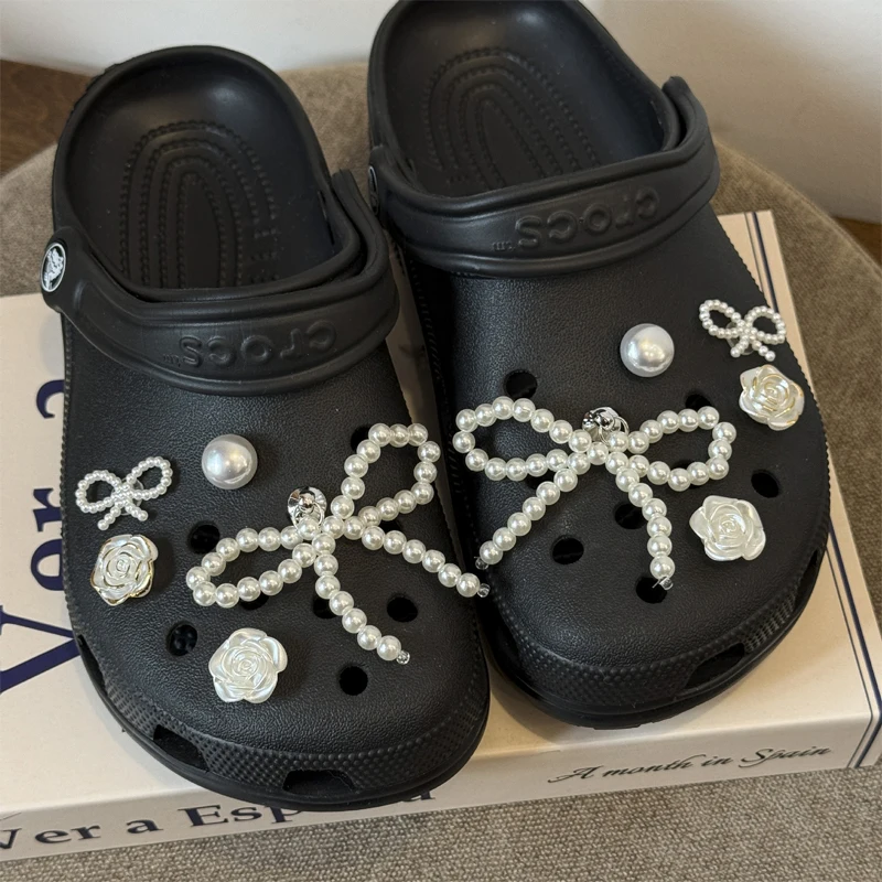 Diy Black And White…