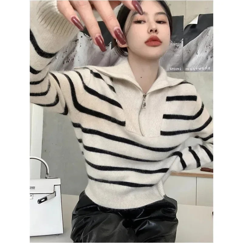 French Retro Stripe Knitted Sweater Women's Short Cropped Pullover Vintage Chic Lapel Design Spring Autumn Zip Up Top 3