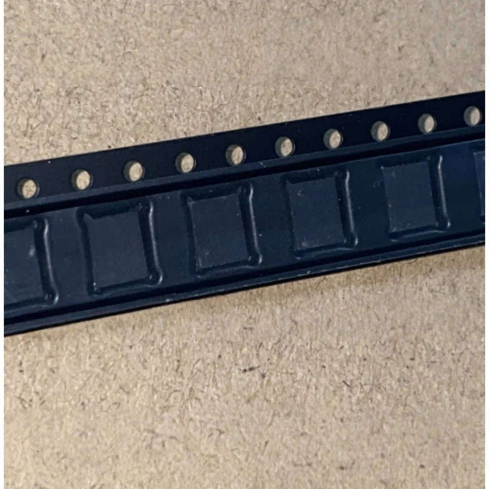 1-100PCS D71054L-10 UPD71054L-10 LTC3869EUFD LT3869 3869 1557IRZ ISL1557AIRZ-T7 17135ETJ MAX17135 MAX17135ETJ