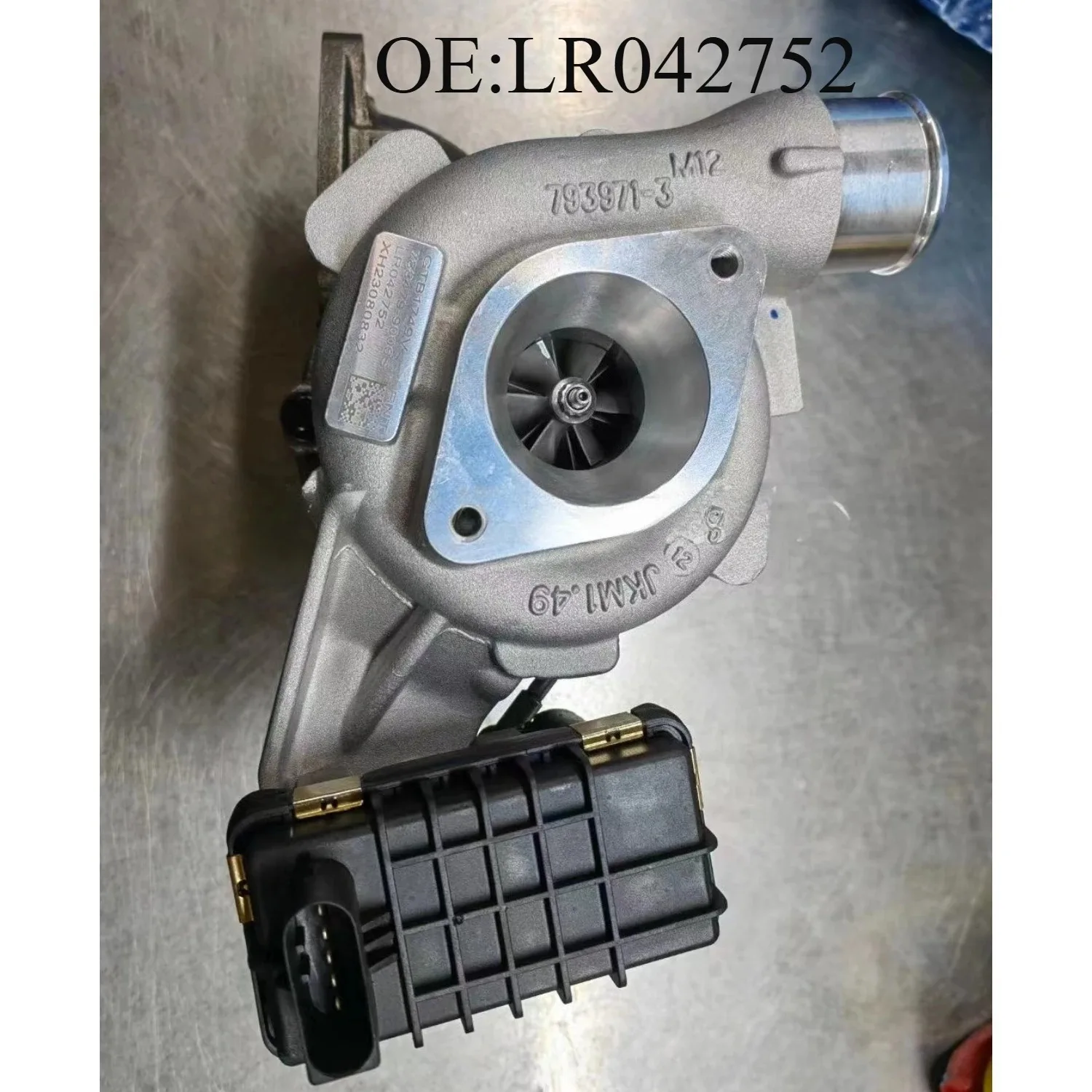 

Automotive Turbocharger OE:LR042752 For Land Rover DEFENDER Cabrio, DEFENDER Platform