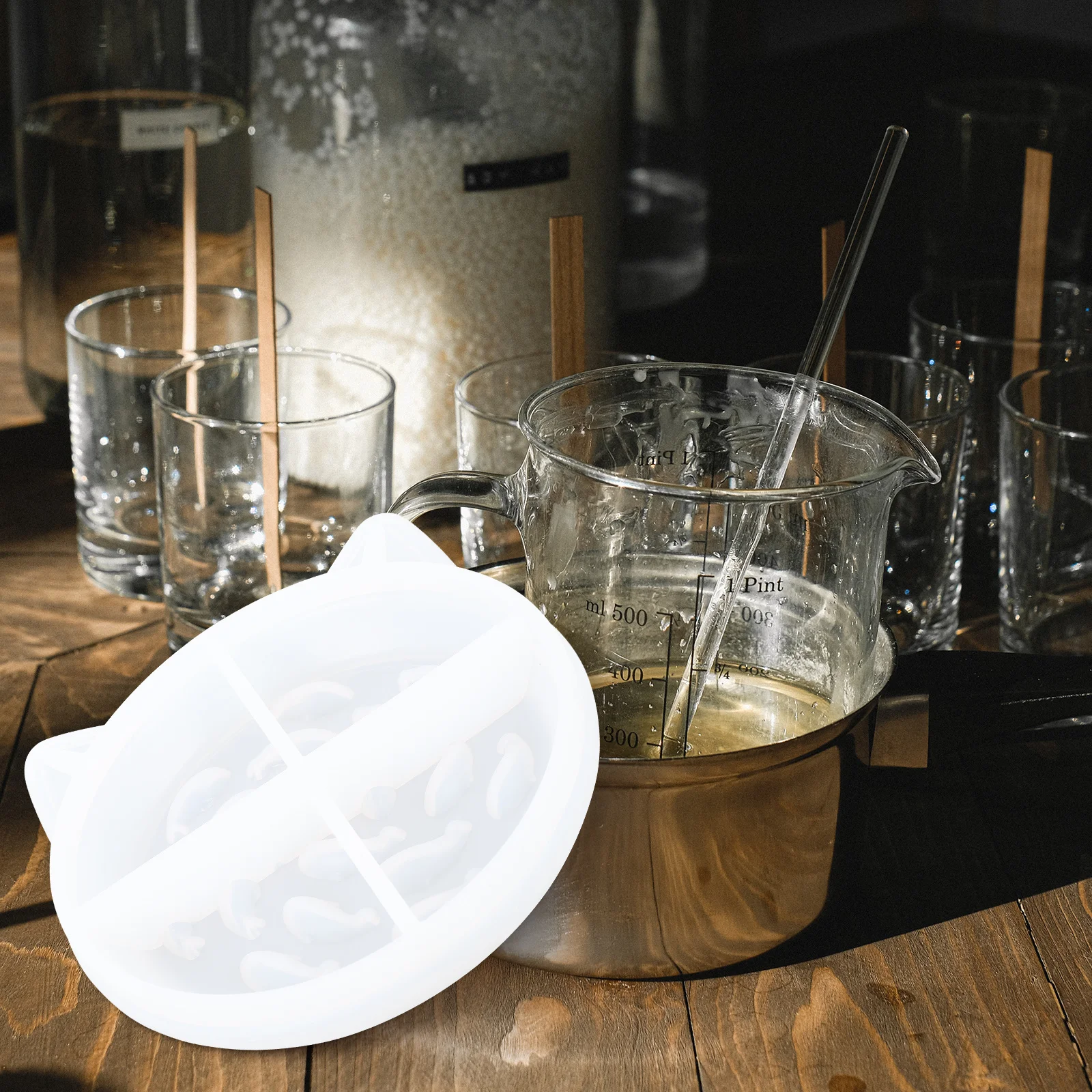 

Crystal Drip Mold Silicone Pet Bowl Mould For Diy Epoxy Resin Fish Design Reusable Flexible Transparent Mold Jewelry Craft Tool