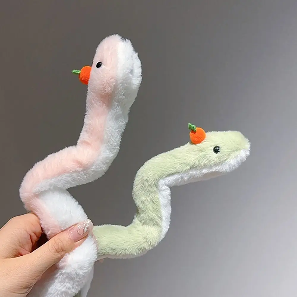 Pluszowy Rok Węża Pluszowa Zabawka Mały Wąż Miękki Wąż Wypchana Pluszowa Lalka Kawaii Wrap Around Arm Snake Animal Doll