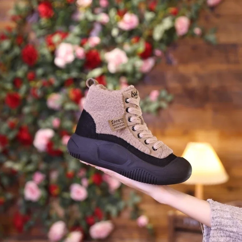 2024 Women Shoe Soft Sole Anti Slip Versatile Thick Sole Warm Cotton Shoe Sneaker Women Platform Boot