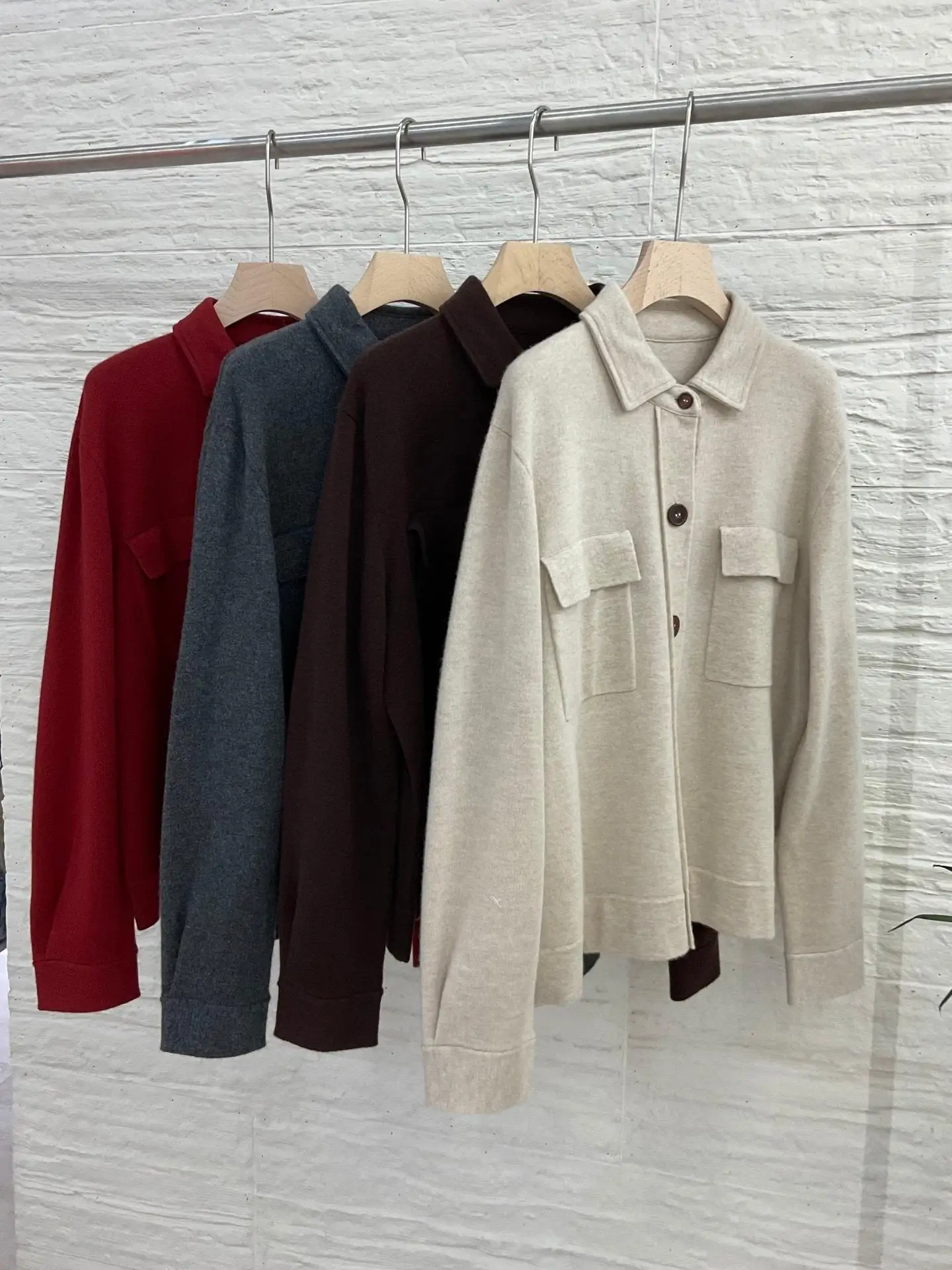 

Autumn 2025 luxurious women's polo neckline 100% cashmere knitted shirt