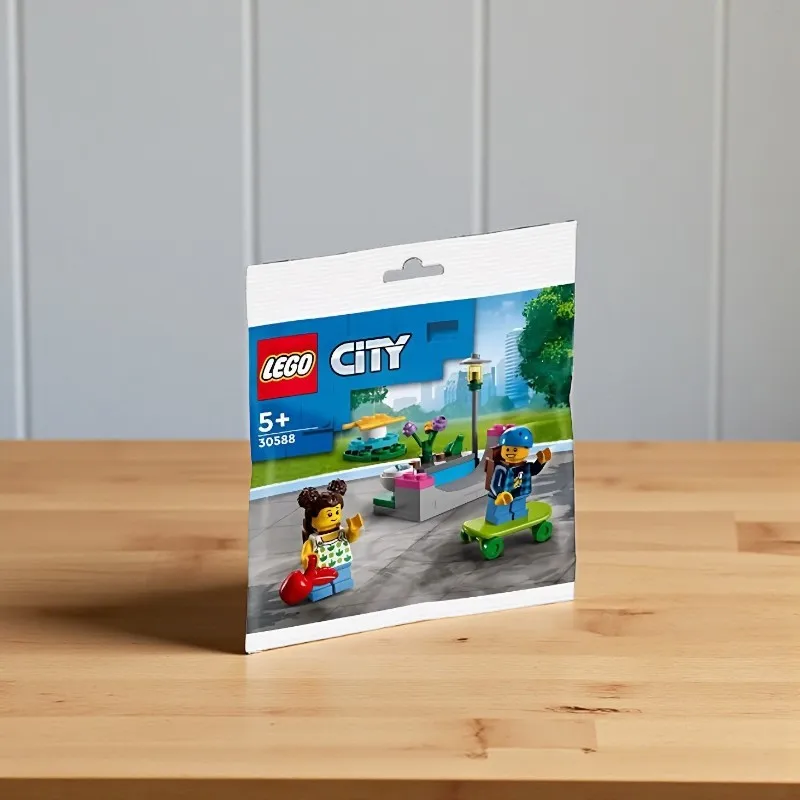 

LEGO 30588. Детская игровая площадка.
