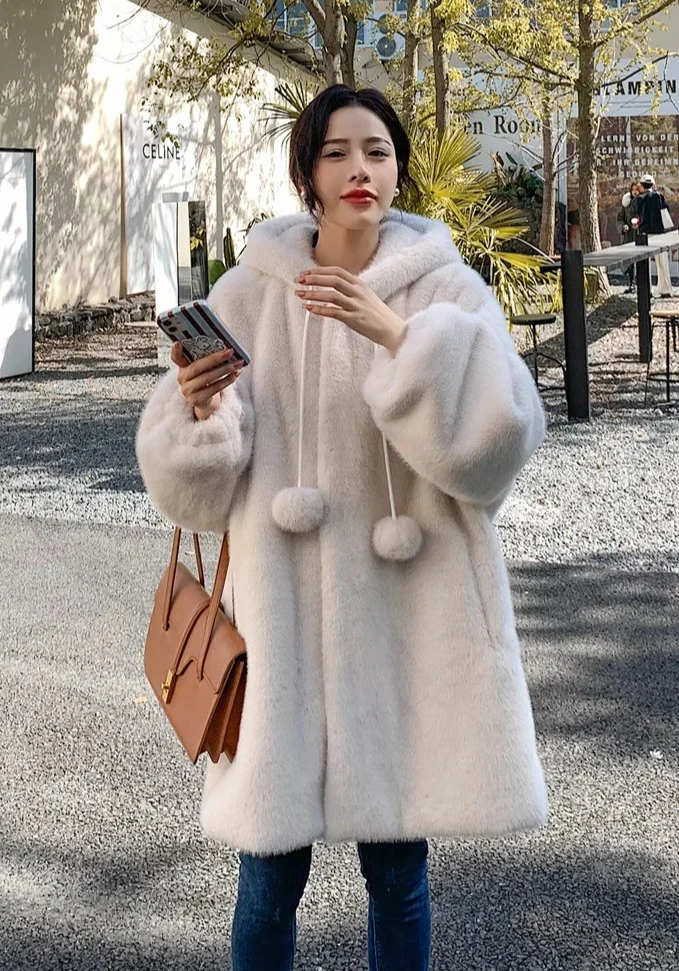 

New fur coat with ball decoration and warm clothing long hooded women's