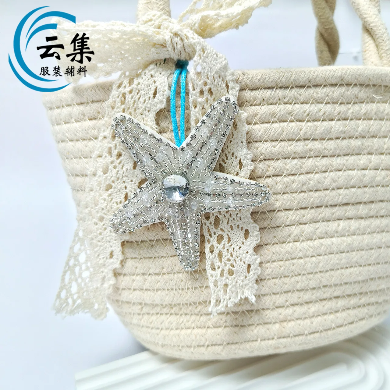 

Light Luxury Handmade Coconut Tree & Butterfly Pendant Bag & Clothing Hanging Ornament Decorative Accessory: Tassel Fabric Decor