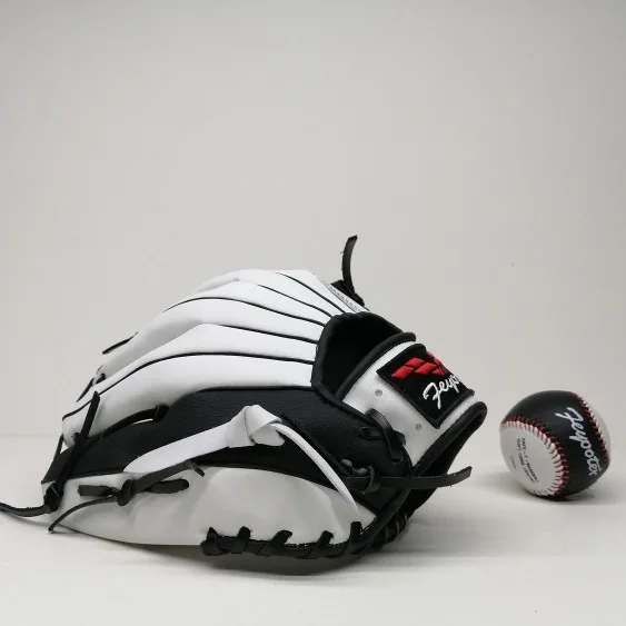 Рисунок 4 - Молодежные бейсбольные перчатки