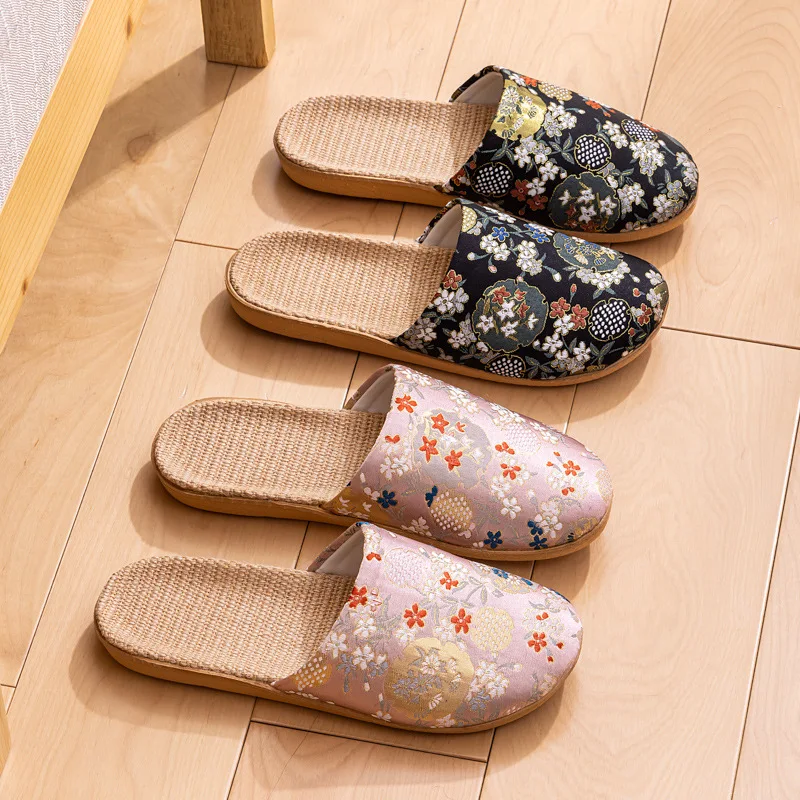 

Summer Women's Home Embroidered New Chinese Style Headwear Four Seasons Home Floor Anti-Slip Soft Light Luxury Linen Slippers