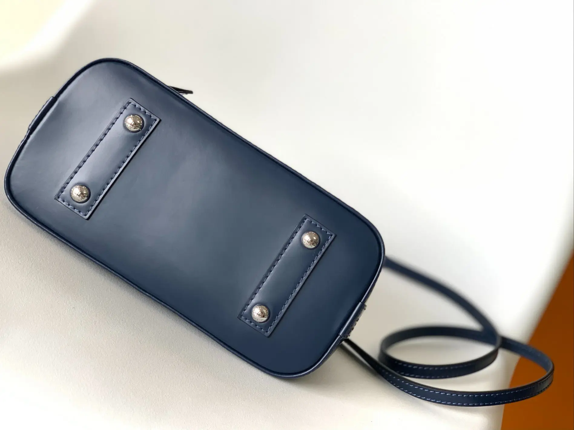 Youth‑vitality Designer Style Women Shoulder Bag Fresh PU Leather Ladies Crossbody Bag Versatile Handbag Multi‑compartment Satchel Vital‑style Female Purse For Teen Girl Shopping Dating Outdoor Travel Holiday Accessory