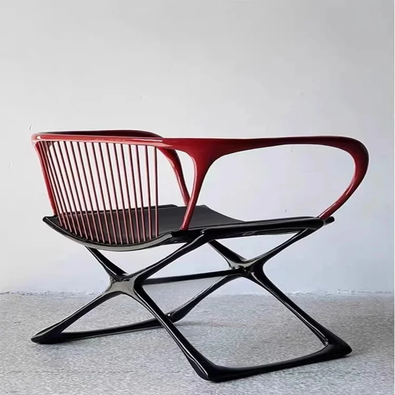Modern Hollow Metal Dining Chair with Grid Backrest for Home Decor - Stylish and Comfortable Leisure Seat
