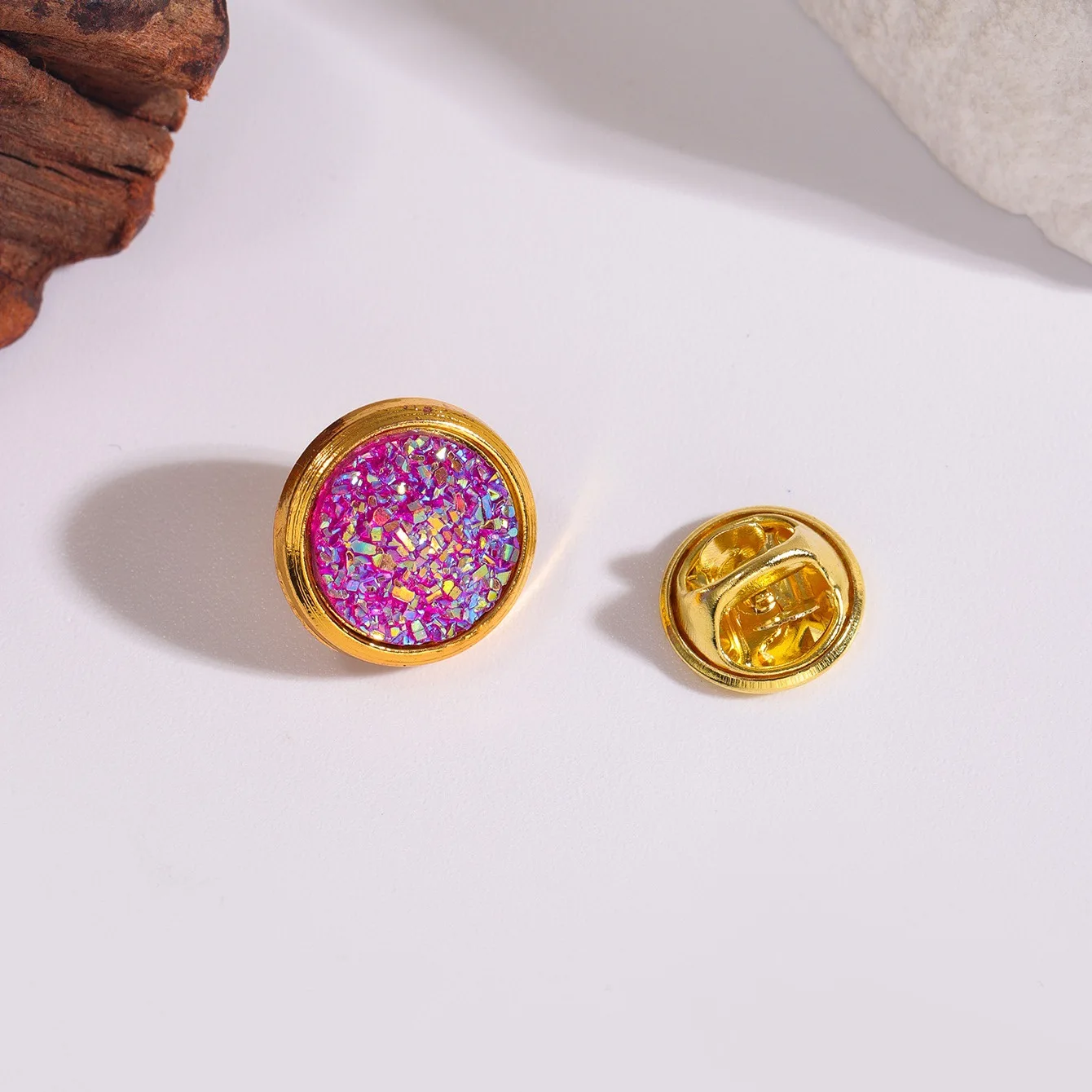 New small version round brooch colorful shiny, anti-light fixed clothes hat suit shirt with accessories