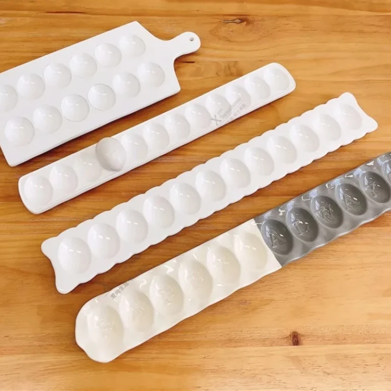 

Multi-functional Tray - Ideal for Snacks, Dinner Plates, Dim Sum, Dog Storage & Desserts - Elegant White Design