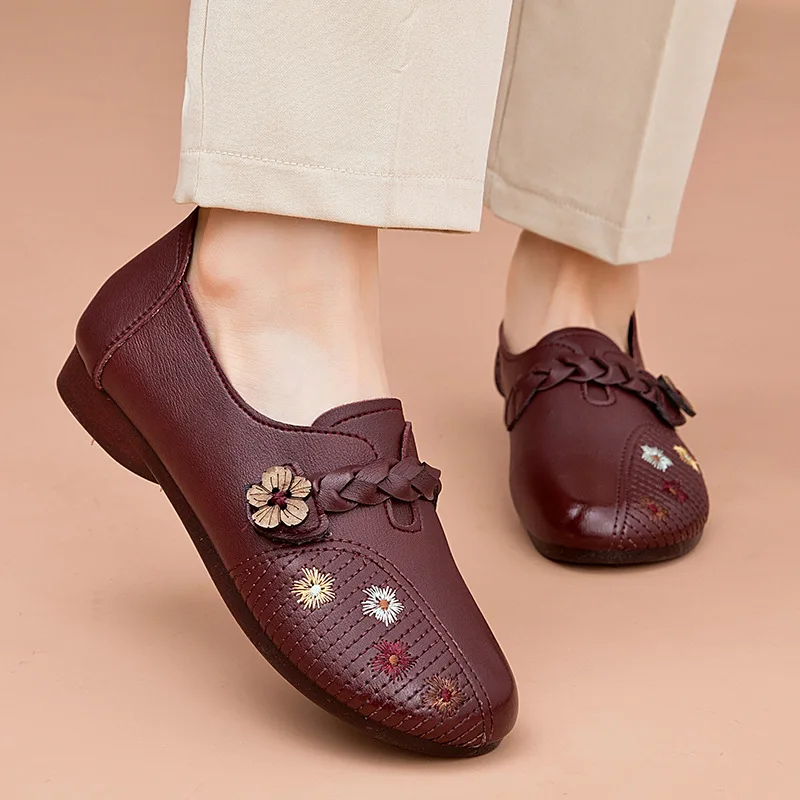 Retroip Design Women Shoes 2024 NewLeather Loafers Women Casual Shoes Mother Soft Comfortable Shoes Women Flats Non-slip