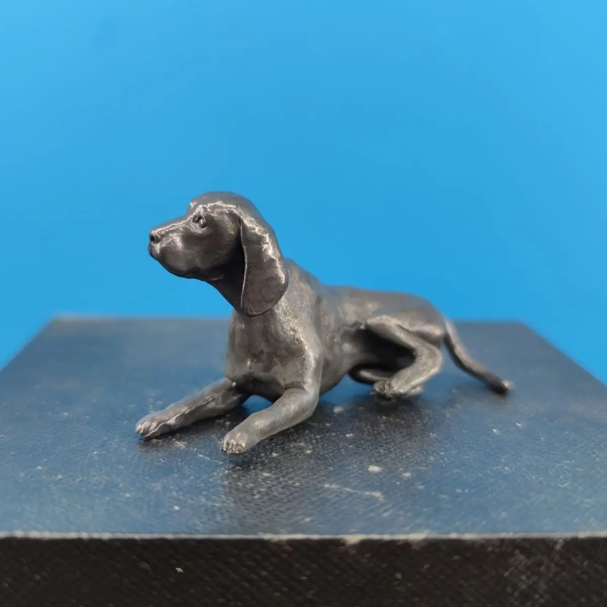 

Antique Brass Lucky Dog Statue - Chinese Zodiac Wealth Figurine Study Desk Decor for Home Office & Living Room Feng Shui Gift