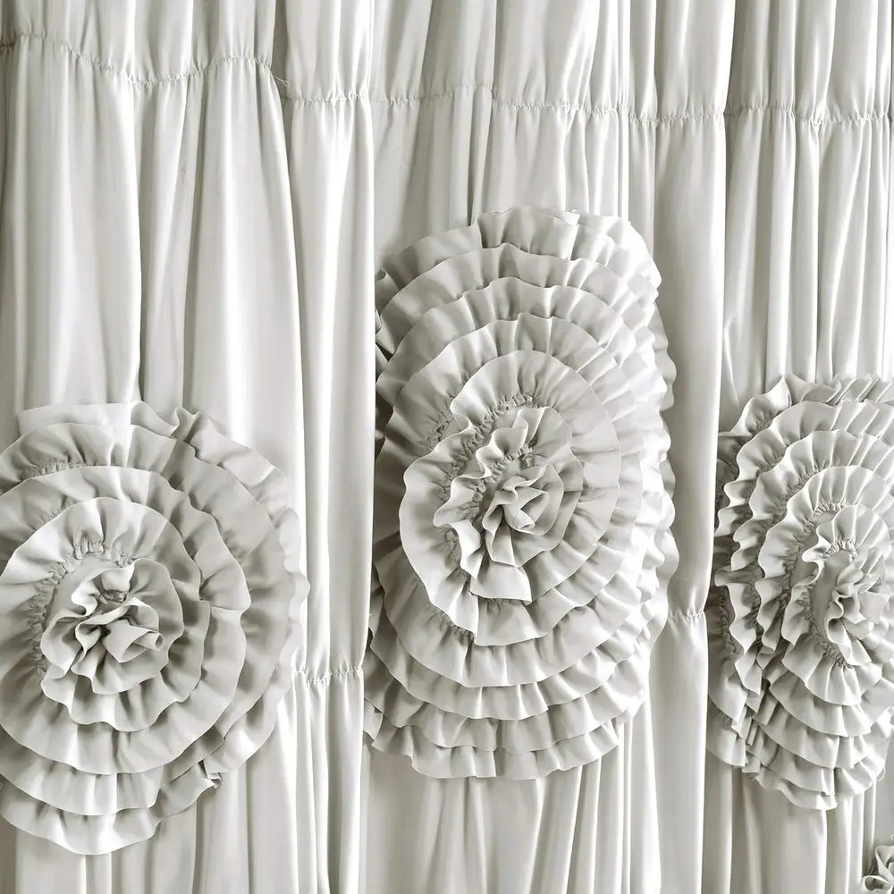 Rideau de douche à volants gris clair 72x72 - Grand rideau de salle de bain en tissu gris par Coquette Decor