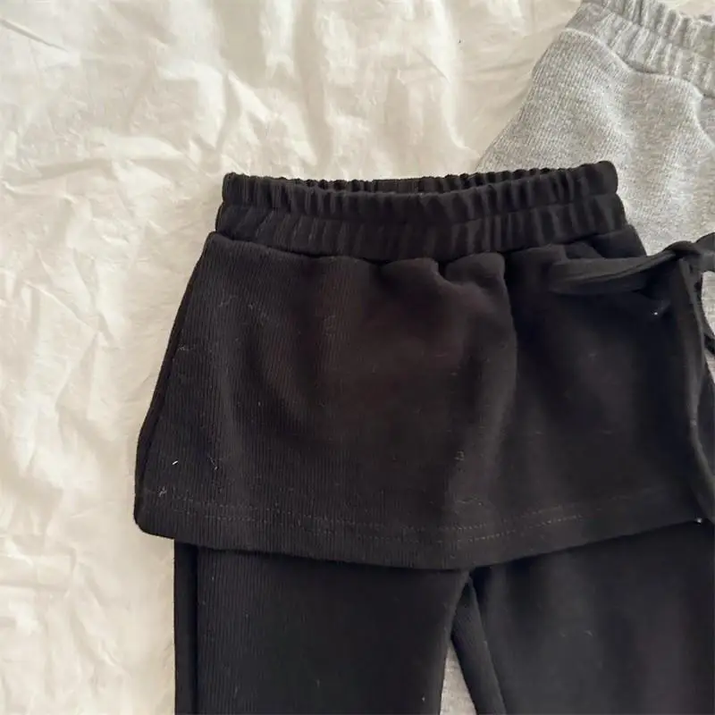 2026 Herbst 1-6 Jahre Mädchen Schlaghosen BELLBELL Kleinkind Mädchen Fake Two-Piece Schlaghosen – Detail 2