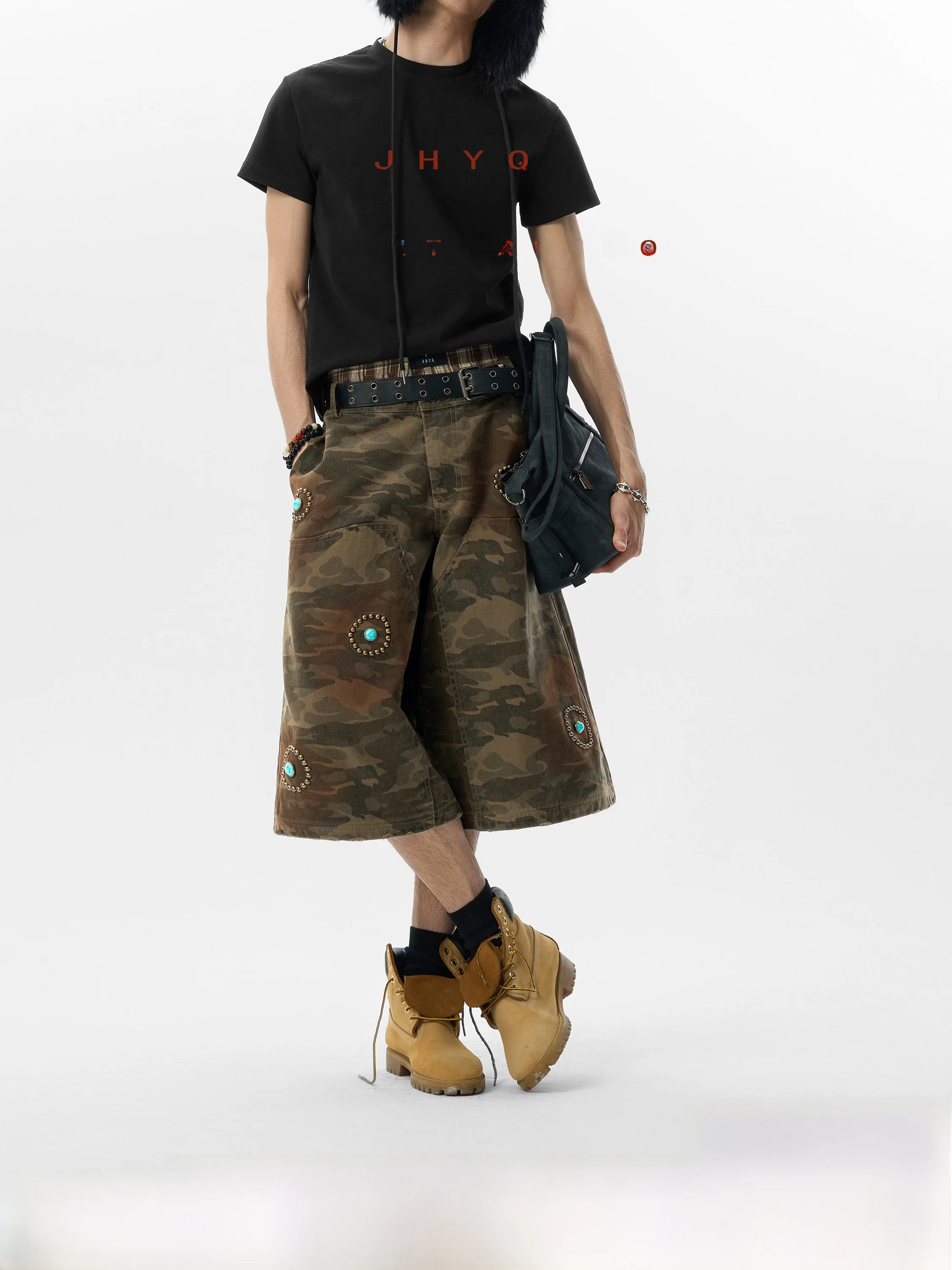 

JHYQ American Sle Retro Camouflage Waed Casual orts Men Summer Beaded Irregular Hole Seven-Point Pants Men