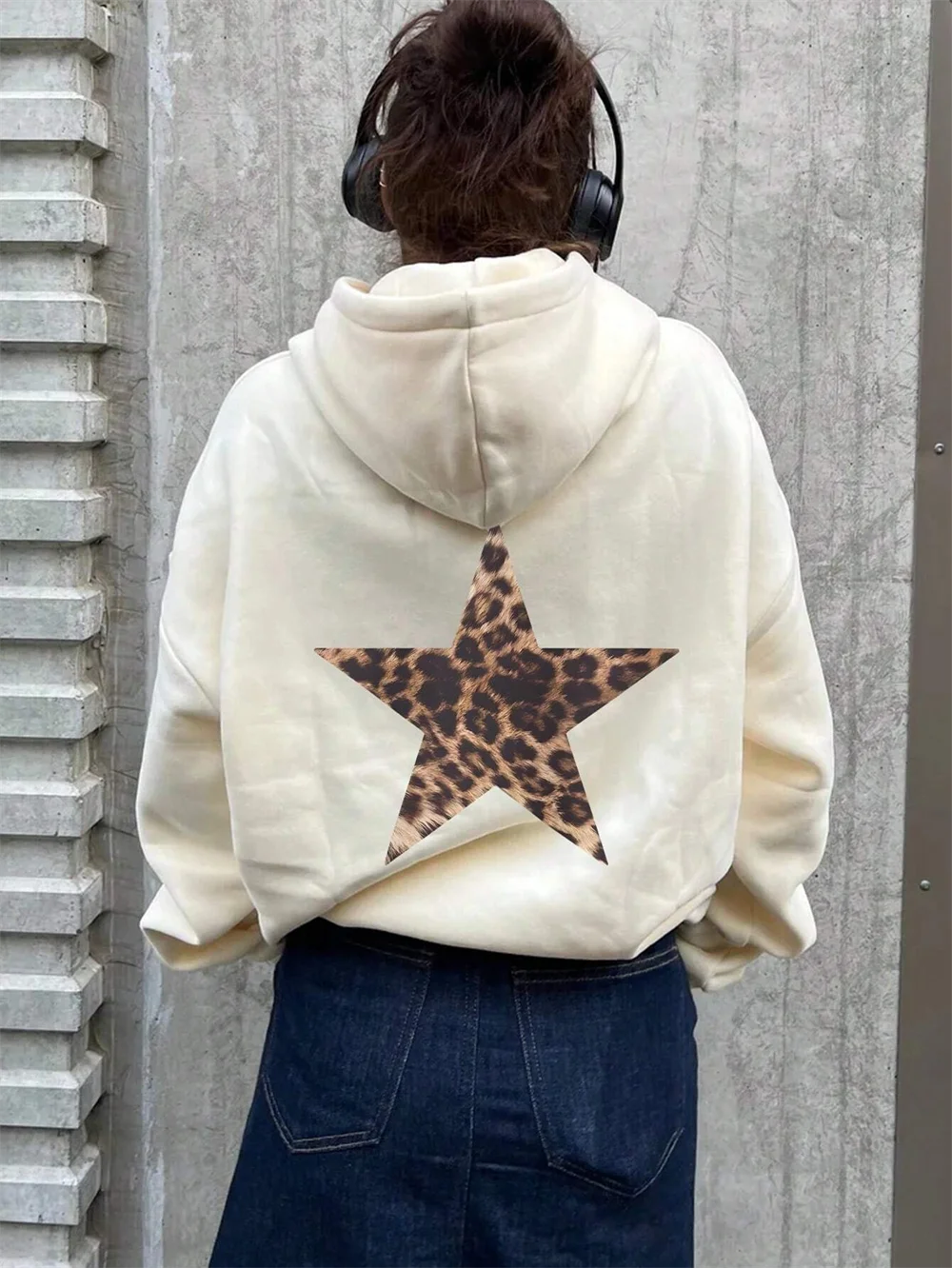 Hot Sale for Autumn/Winter 2024 Women\'s Casual Crew Neck  Leopard Print & Star Print Loose Fit Sweatshirt Comfortable Hoodie