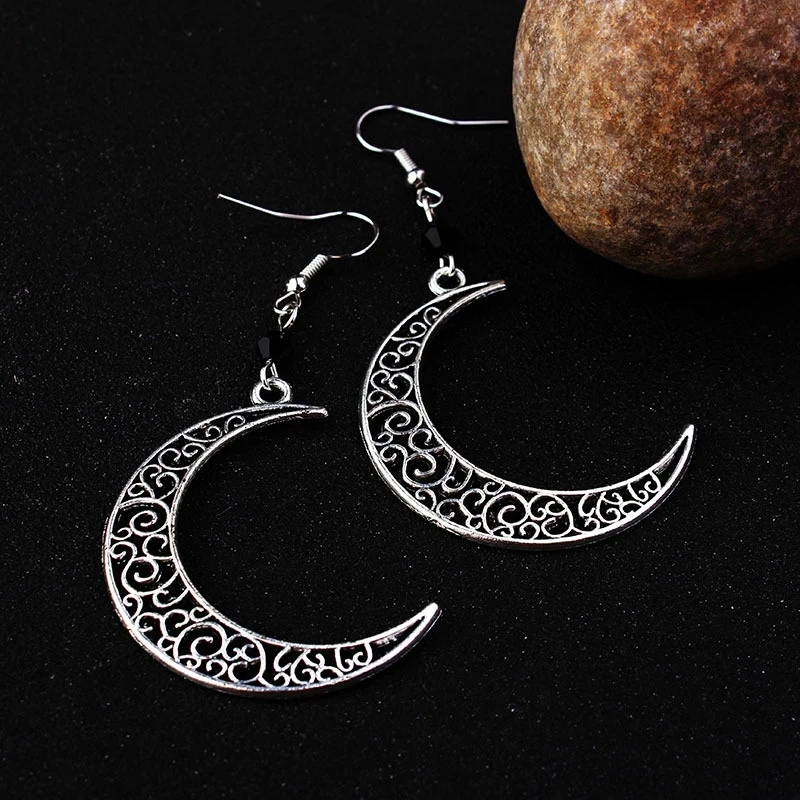 Vintage Hollow Moon Pendant Earrings Women's Gothic Vintage Rune Pattern Crystal Witchcraft Earrings Long Fashion Jewelry