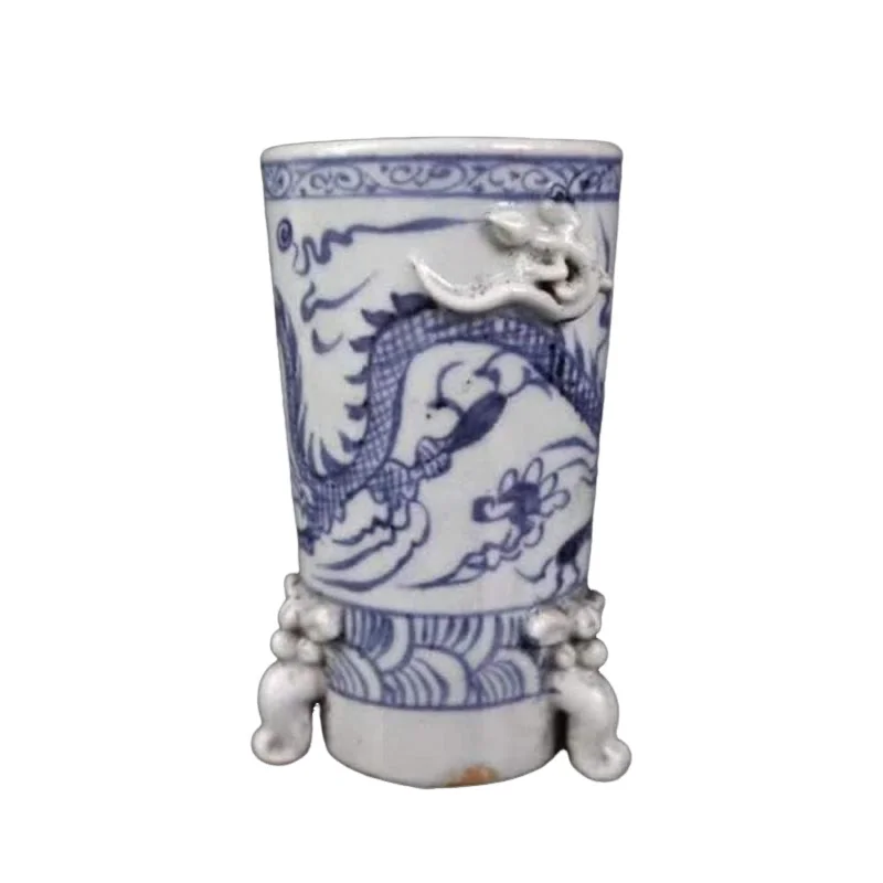 Jingdezhen Blue and White Porcelain Round Pen Container Zodiac Dragon Painting Three-Foot Double Ears Pen Container