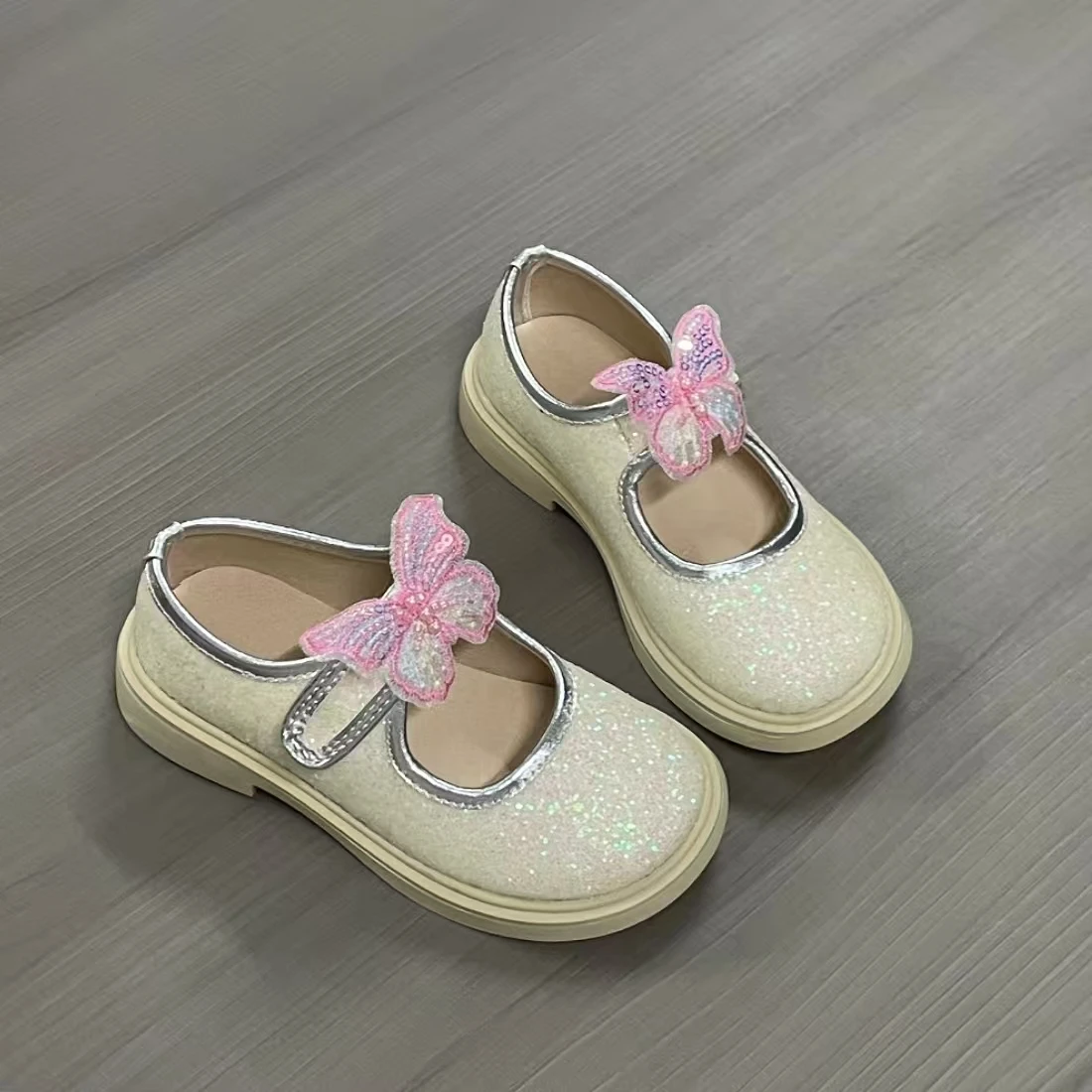 

Jinyu Fashion Girls Leather Princess Shoes Sparkle Fashion Performance Dance Casual Attractive Children's Footwear Animal Shape
