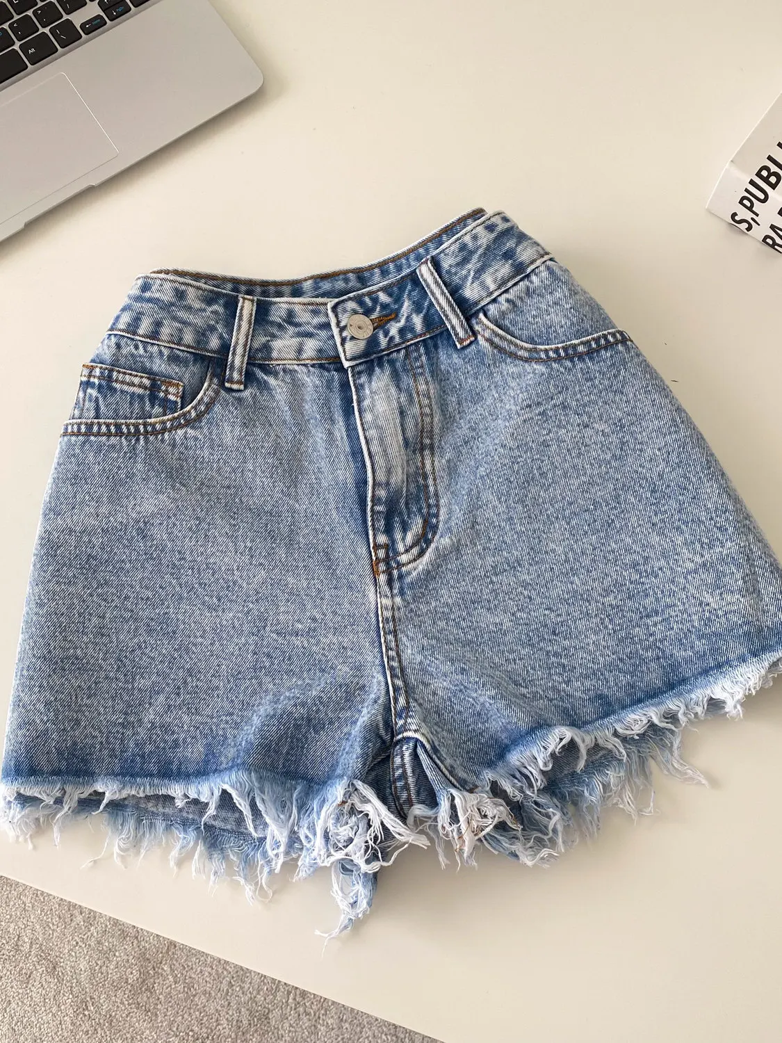 

Women's Blue Tassel Denim Shorts Y2K Gyaru Vintage Micro Cowboy Pants High Waist Straight Slim Hot Pants for Women Summer 2026