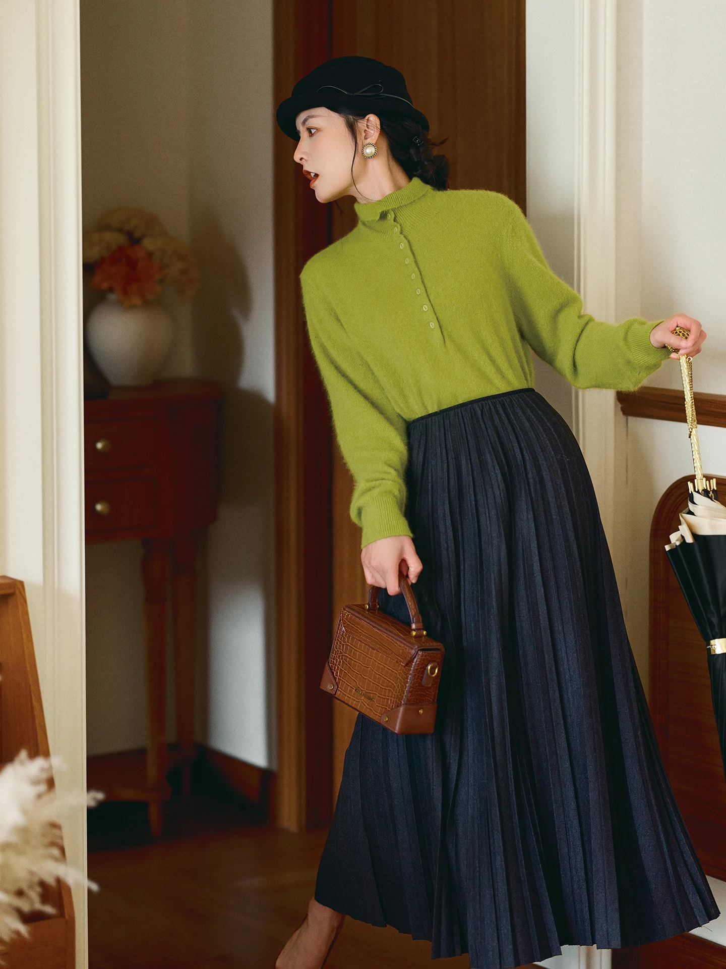 

Ретро-кардиган женский вязаный, мягкий, утепленный, на пуговицах, модный зимний свитер с длинными рукавами и воротником-стойкой