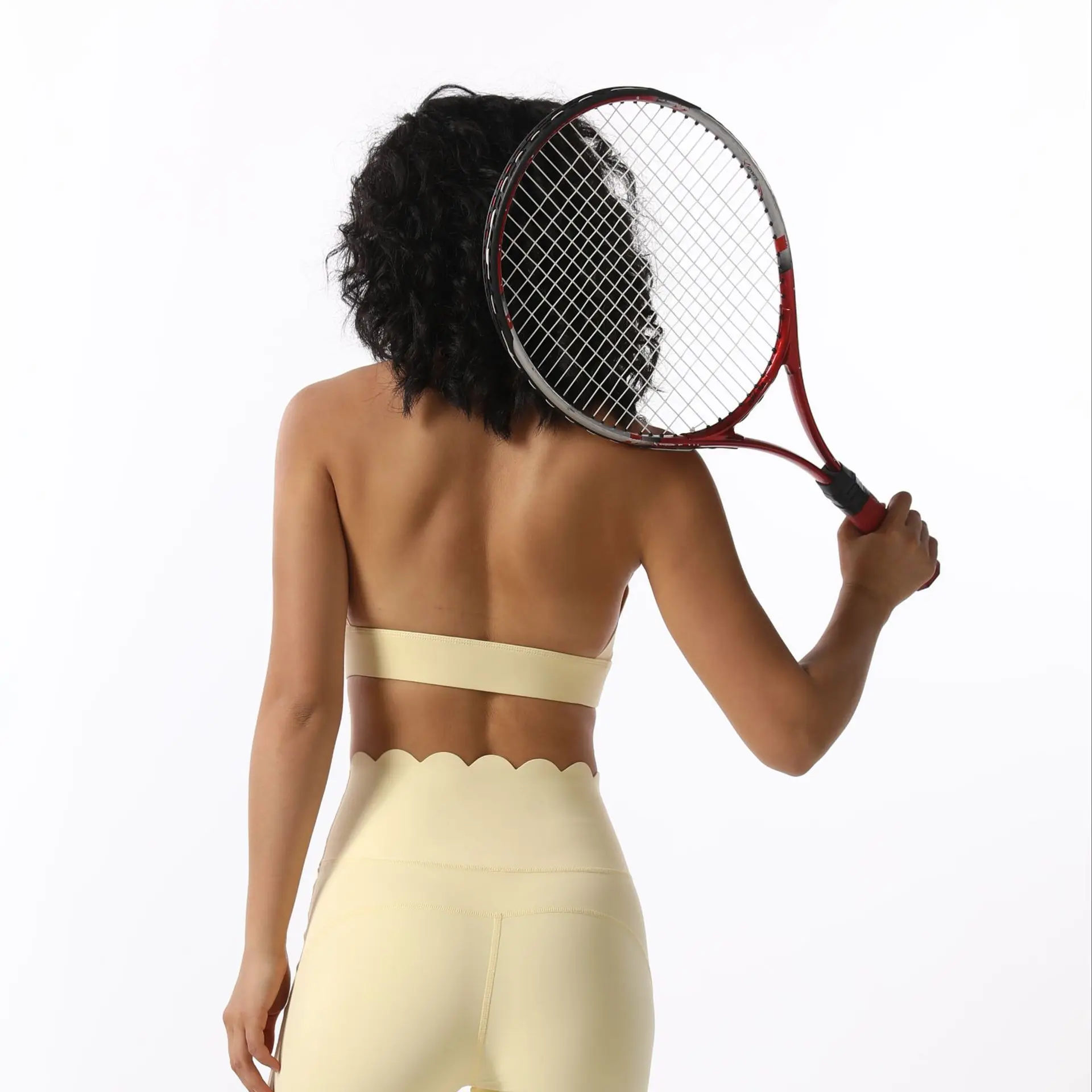 Women Scallop Edge Halter Sports Bra V Neck Scalloped Trim Yoga Bra High Support Workout Fitness Crop Top