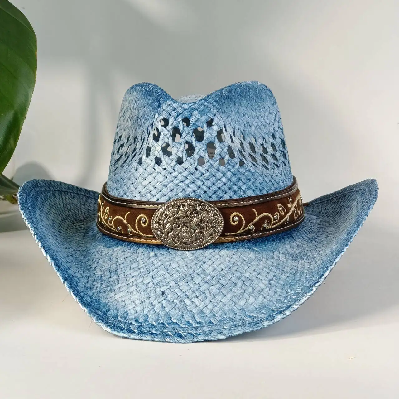 

Embroidered straw cowboy hat withaccessories unisex – Western sunhatsuitablefor rodeoperformancesandcowgirlattiresombrero cowbo