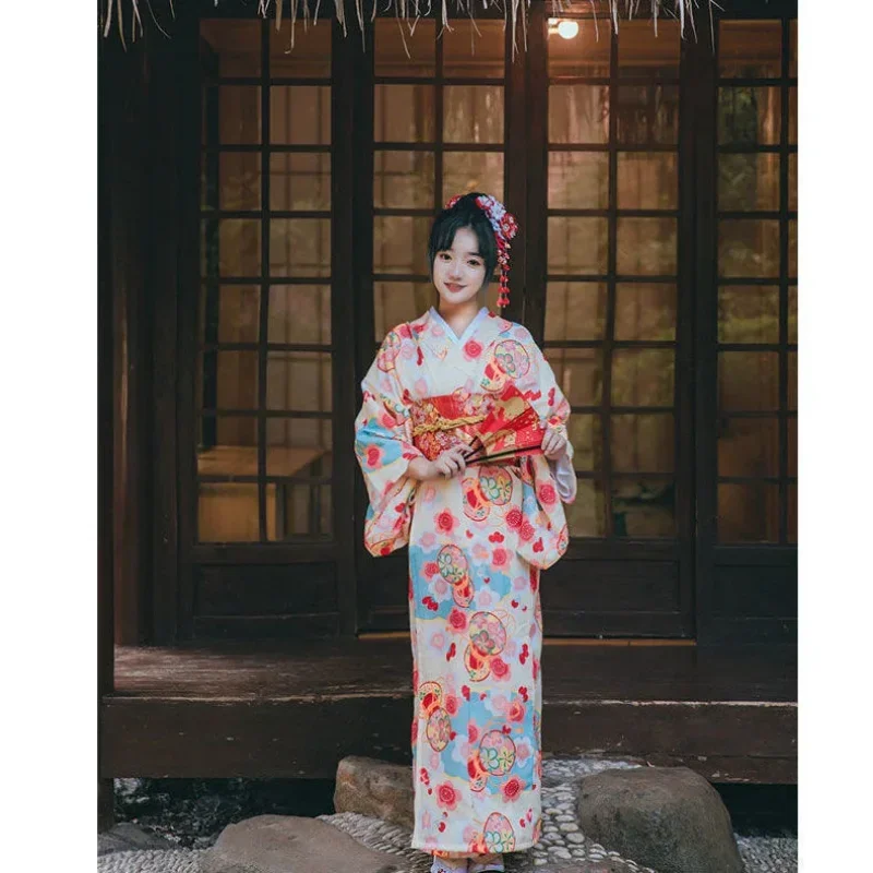 Kimono Jepang tradisional dengan gaun motif bunga, pakaian wanita, Geisha, Set Kimono Jepang