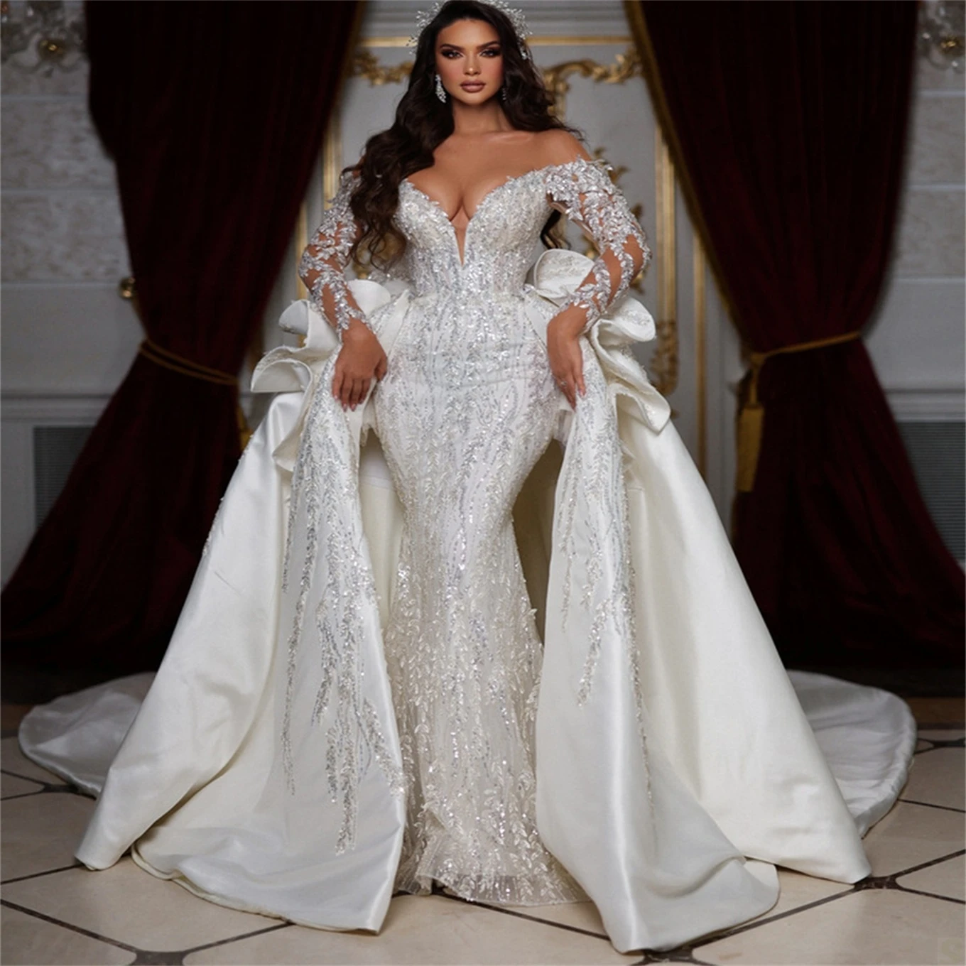 

Elegant Wedding Dresses Sequins Rhinestone Long Sleeve Sweetgeart Neck Bride Gowns Removble Train Mermaid Robe De Mariee