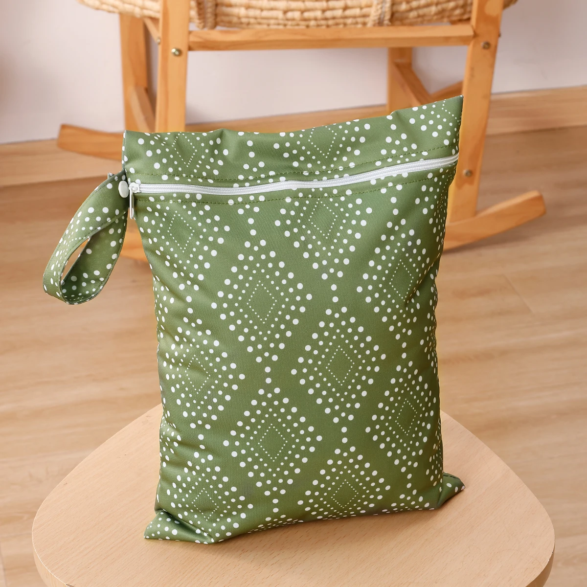 26x36cm Waterproof Cloth Diaper Storage Bag Baby Clothing Organizer Bag Portable Drawstring Laundry Bag for Babies