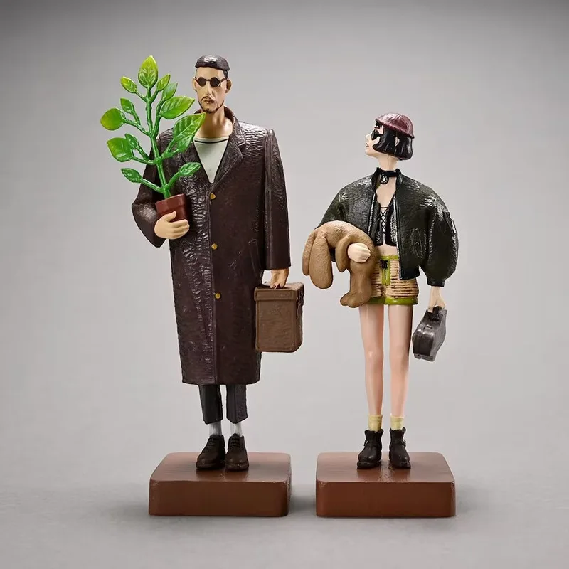 Hot Leon And Mathilda Gk Statue Trendy Killer Doll Movie The Professional Action Figures Model Toys Scene Decoration Kids Gifts