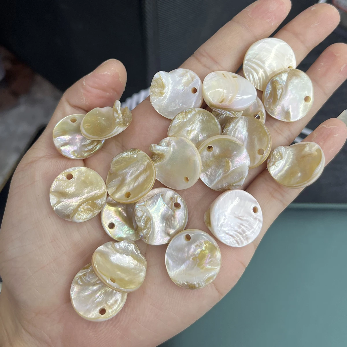 Perles de coquillage naturelles de 20 mm, rondes, semi-finies, avec trou traversant, pour la fabrication de bijoux, collier, bracelet, accessoires, vente en gros