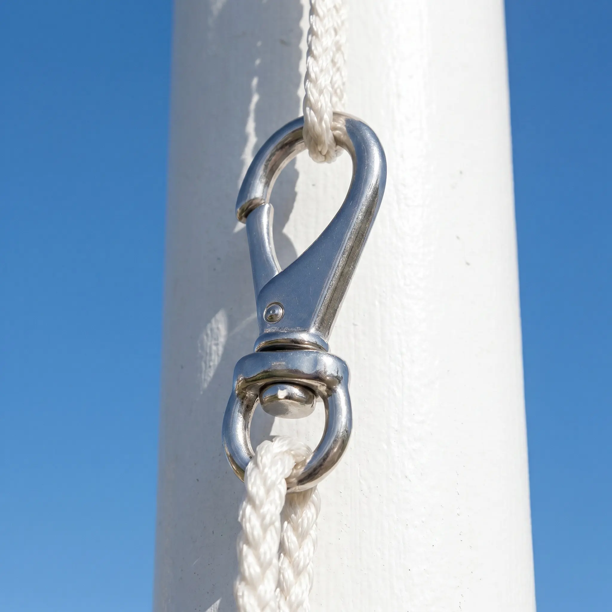 2Pcs Flagpole Snap Clips Stainless Steel Heavy Duty Swivel Snap Hook Halyard Rope Attachment Clips Anti Corrosion Outdoor Use