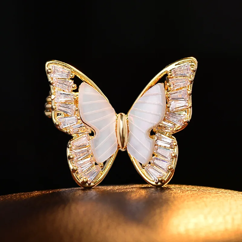 Chinese Style Lucky Fortune Natural Shell Butterfly Brooch Gold Tone Sparkling Cz Elegant Versatile Modesty Pin Gift For Women