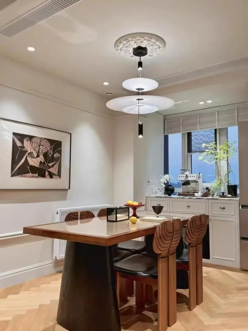 Creative Modern UFO Pendant Light, Personality LED Ceiling Chandelier, Indoor Lamp for Living Room Kitchen Bar Dining Table