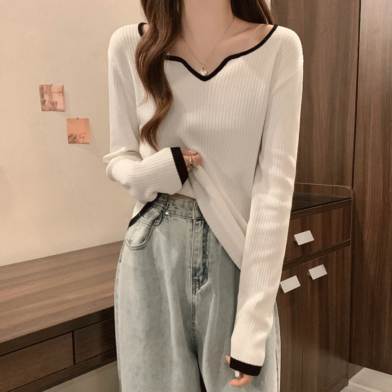 Spring Autumn plus Size Knitted Long Sleeve Color Block Slim Fit Base Shirt Design Sensation  Vintage Shoulder Length Sw...