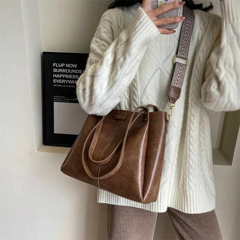 حقيبة يد نسائية جلدية فاخرة كلاسيكية مصممة على الكتف حقيبة يد أنيقة للتصفيف اليومي الحديث #6