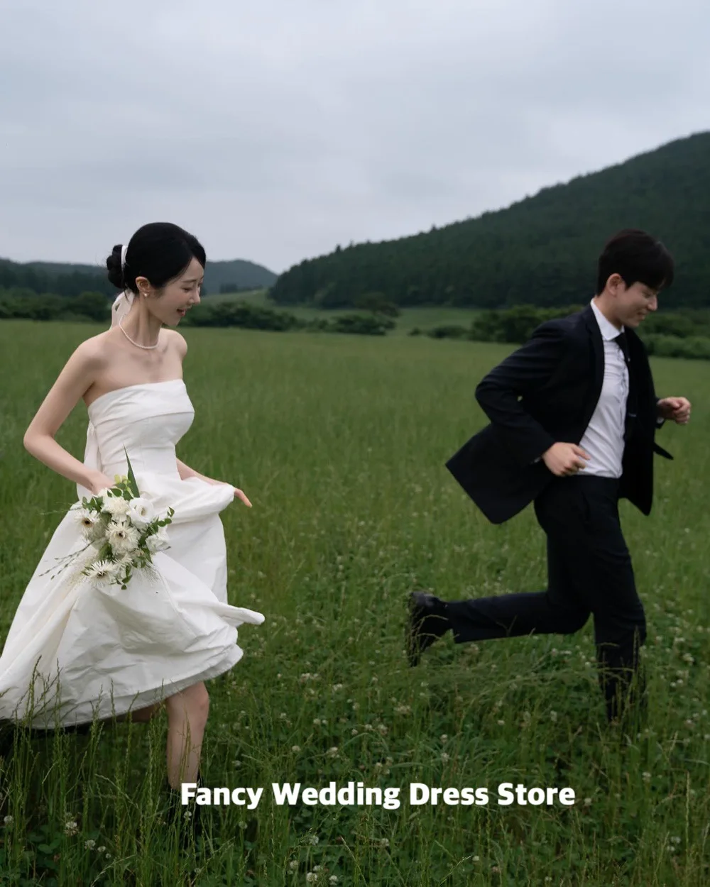 Vestido de novia coreano de alta calidad, sencillo y elegante, sin tirantes, sin mangas, con corsé en la espalda, vestidos de fiesta de noche personalizados