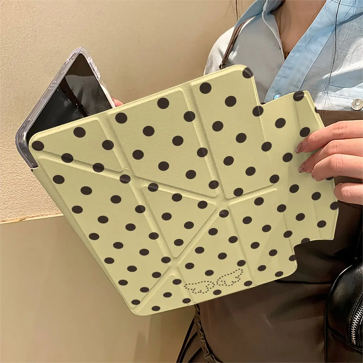Point Yellow Wings 3-Y Fold iPad Case For iPad Pro 11 13in 2025 iPad Pro 12.9in Air7 10th 11th M4/5 MINI Buckle Protective Cover