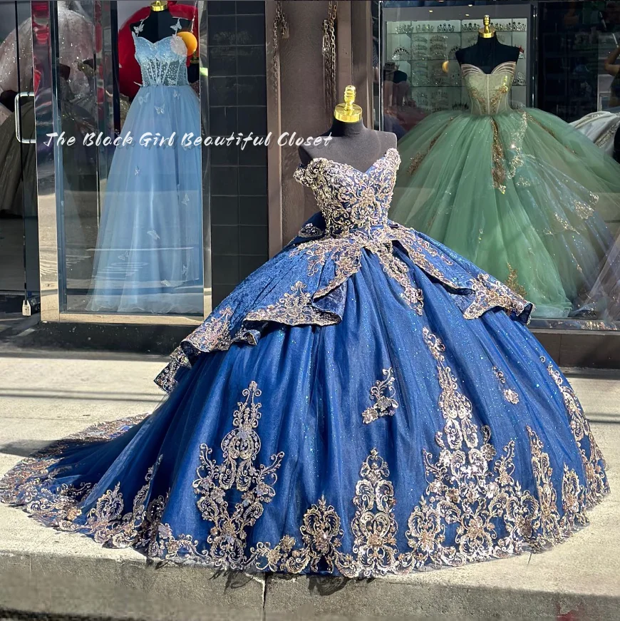 Elegant Blue Royal Princess Tutu Luxury Embroidered Small V-Neck Party Dress 2024 Exquisite Applique Quinceanera Dresses