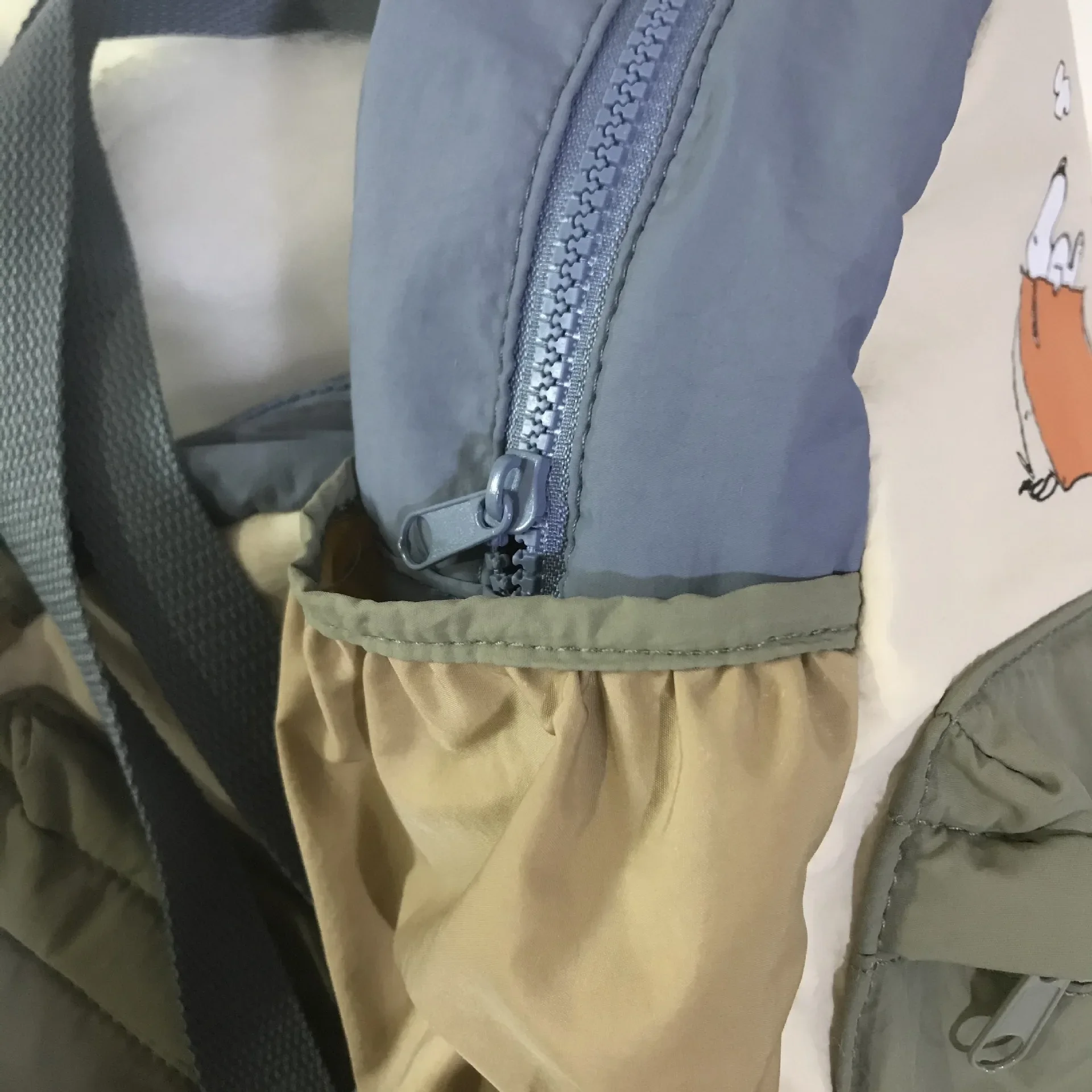 Snoopy-mochila de dibujos animados para niños y niñas, bolsa escolar de viaje, impermeable, portátil, con cremallera, de gran capacidad