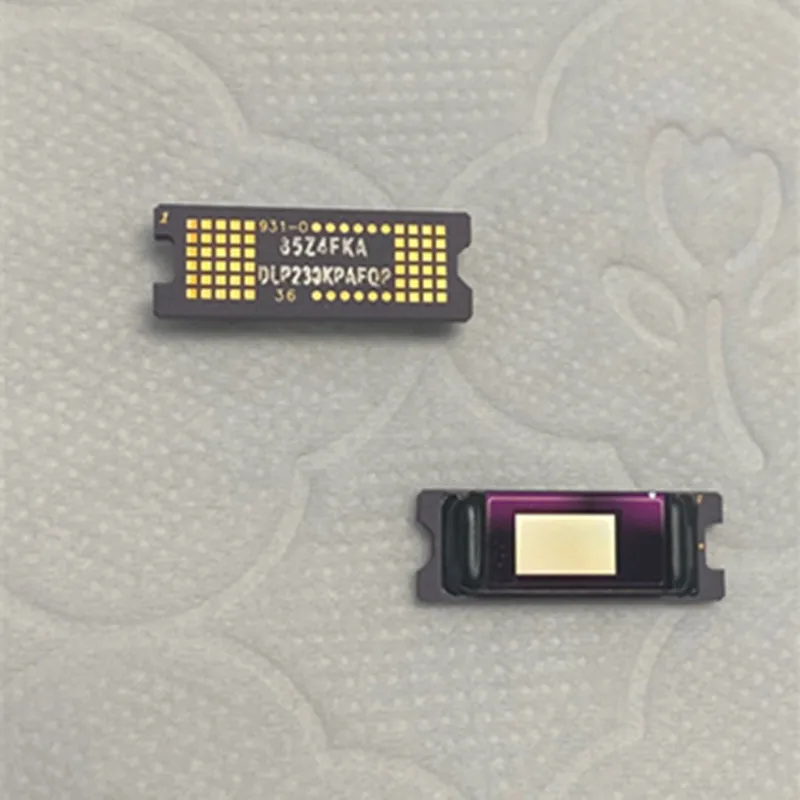 

1PCS Original DLP Projector DMD Chip DLP230KPAFQP 931-0