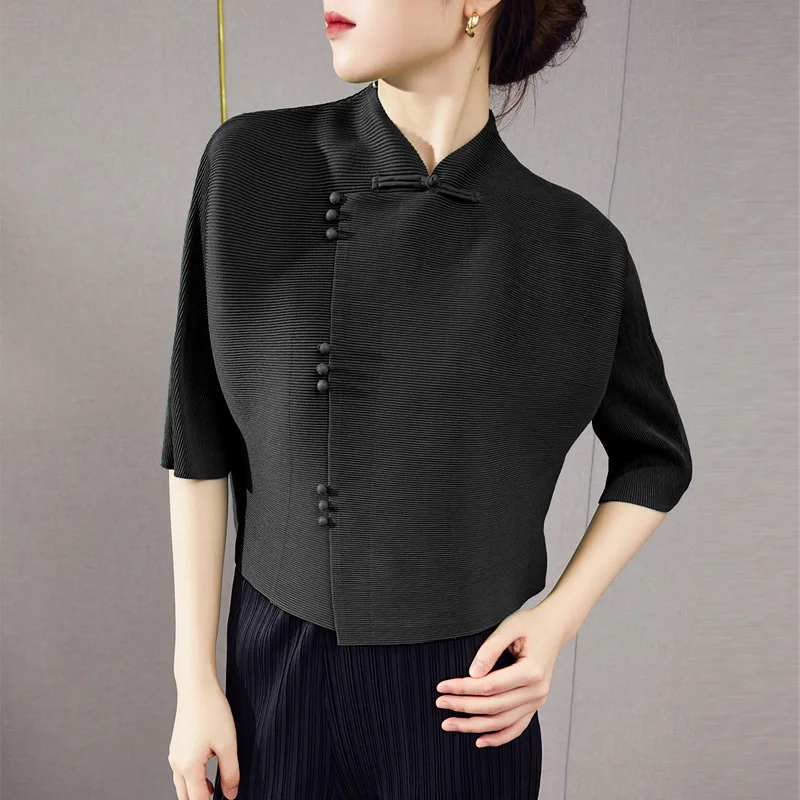 Miyake Pleated Women's Clothing Temperament Shirt, Women's Design Sense, Niche Shirt, Retro Buckle Pleated Top, Women's Cardigan